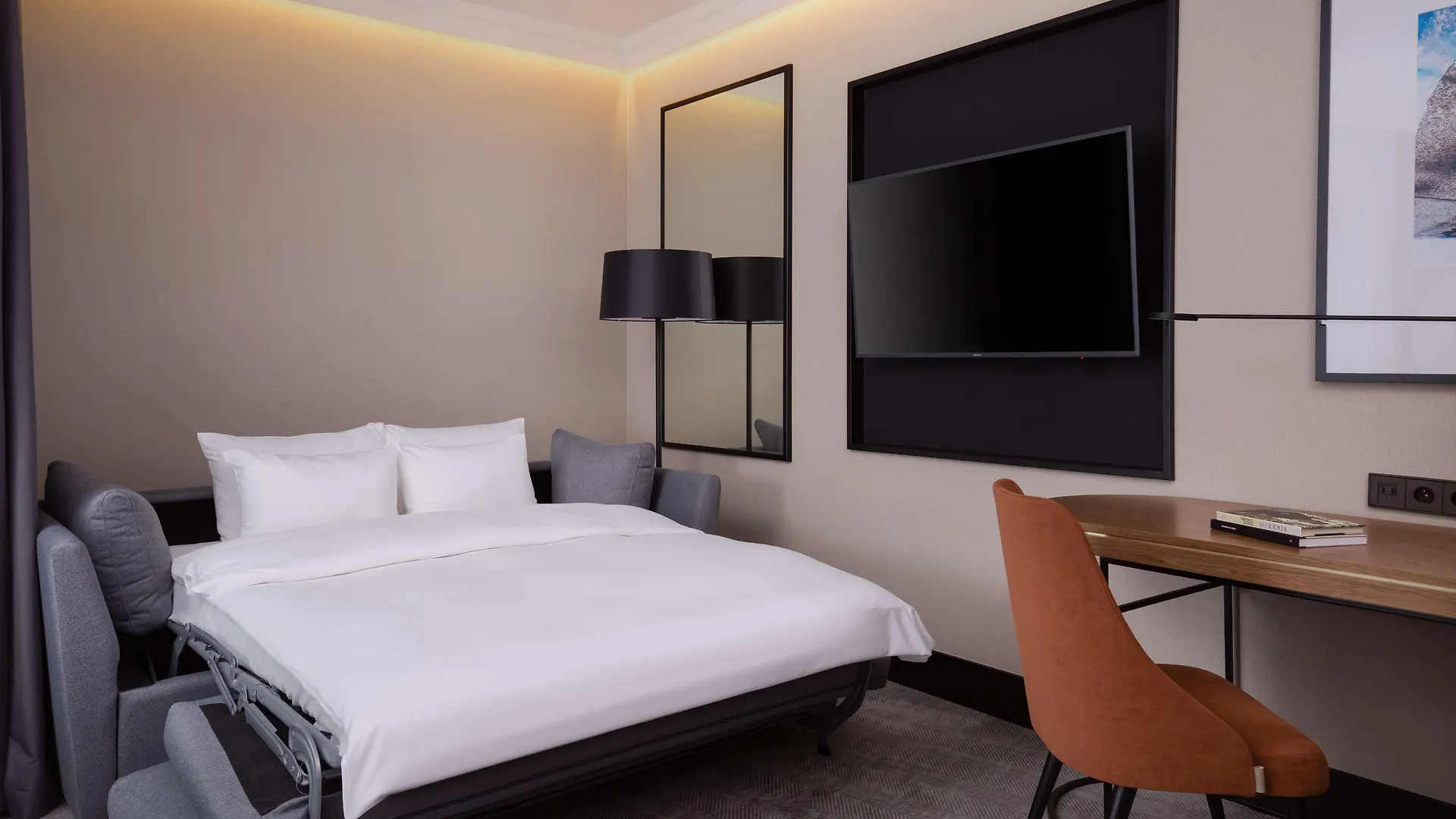 Radisson Collection Hotel, Varšava 5*,