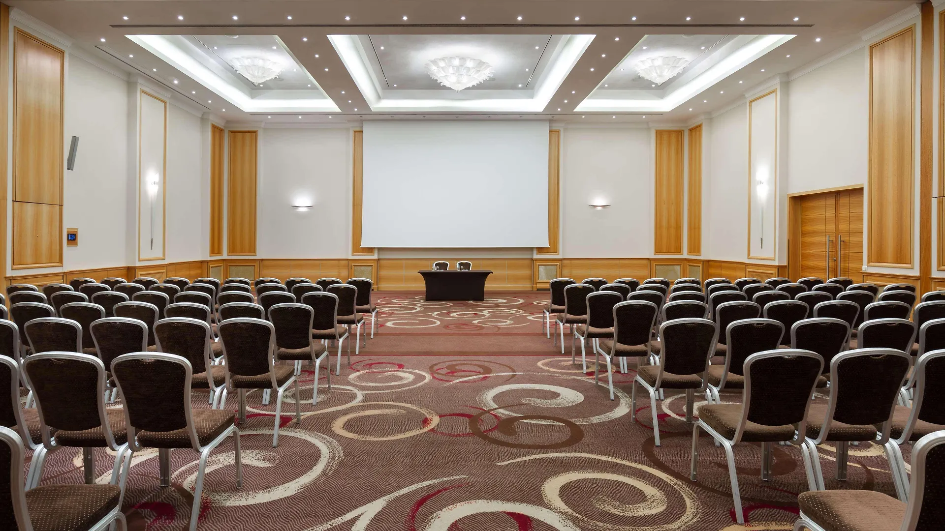Radisson Collection Hotel, Varšava