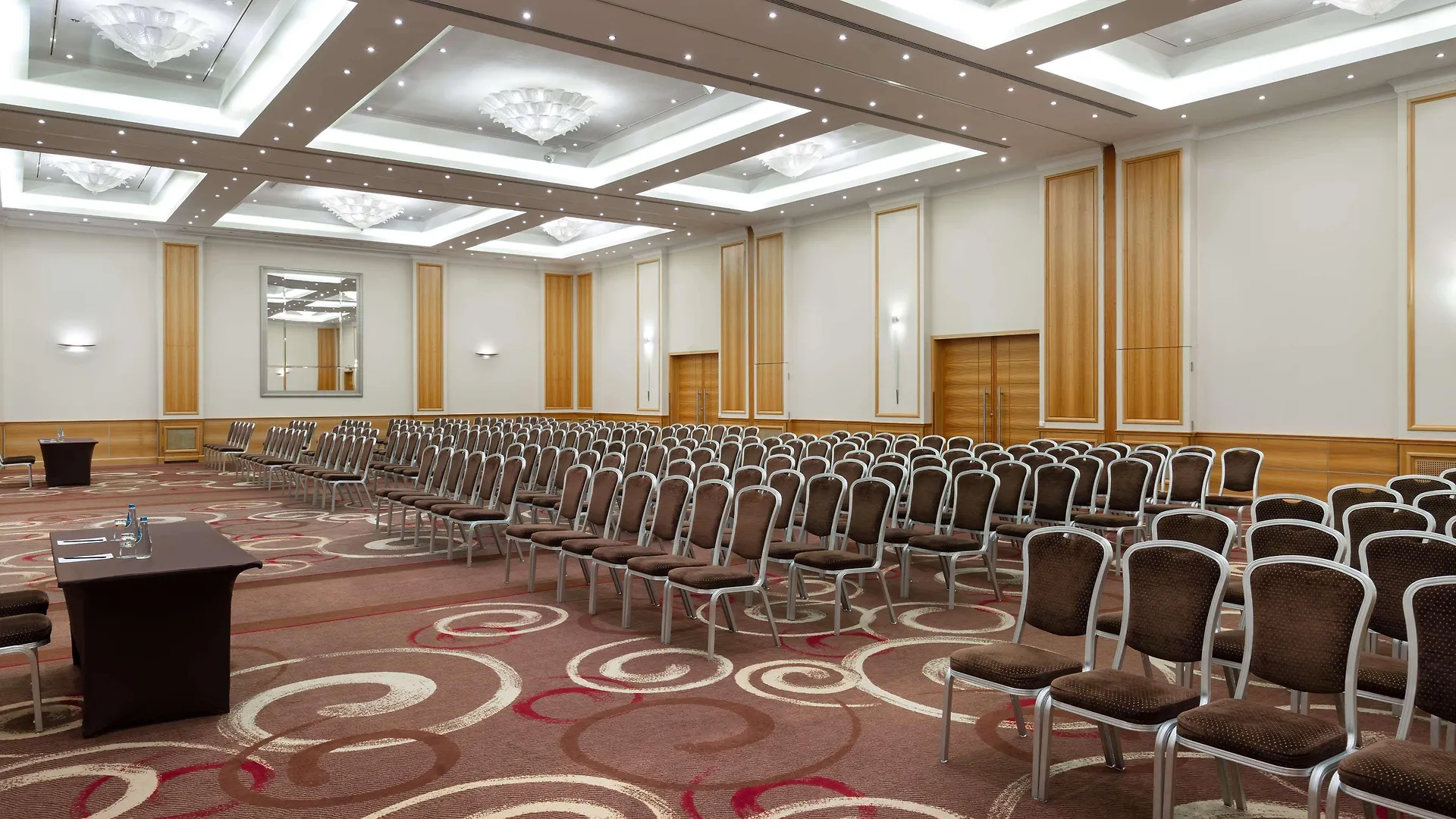 Radisson Collection Hotel, Varšava Hotel