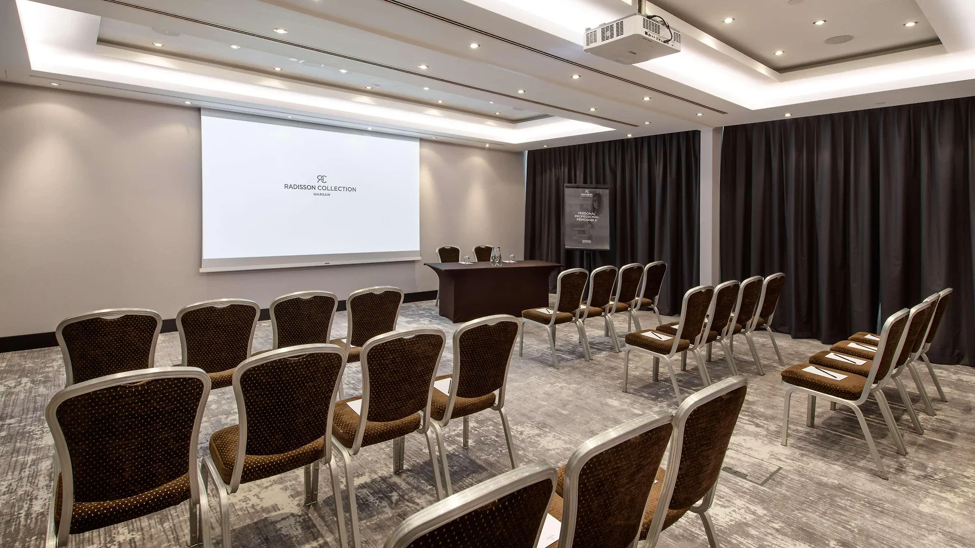***** Hotel Radisson Collection Hotel, Varšava Polsko