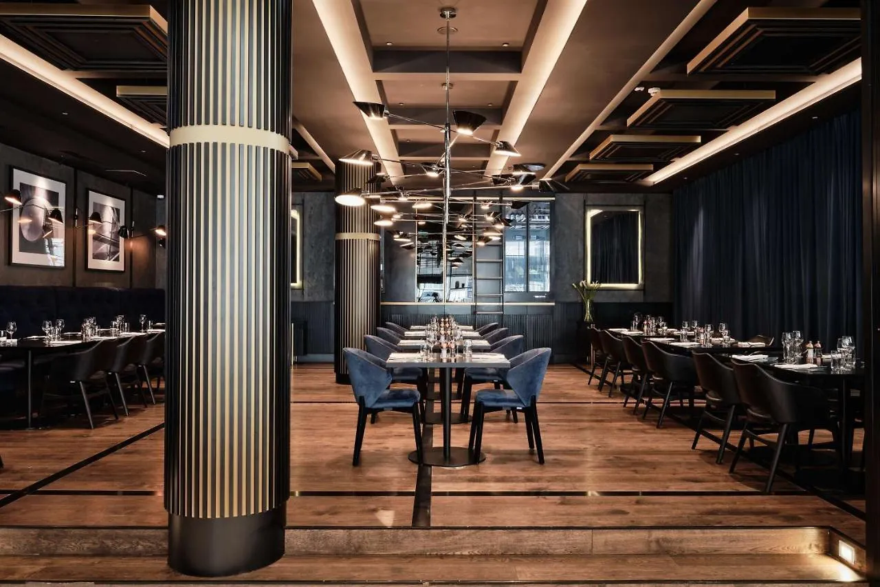 Radisson Collection Hotel, Varsovia Hotel
