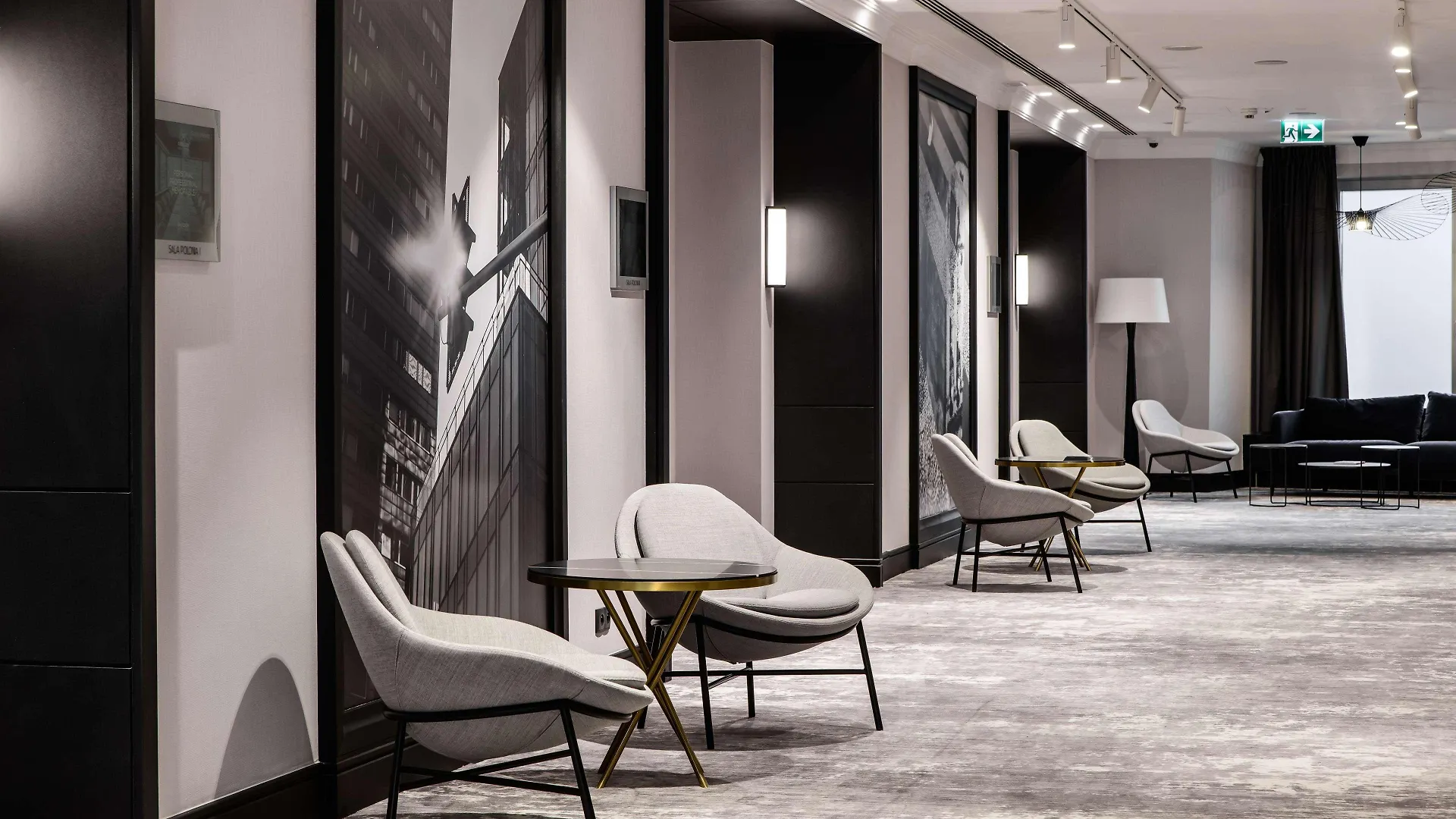 Radisson Collection Hotel, Varsovia 5*,