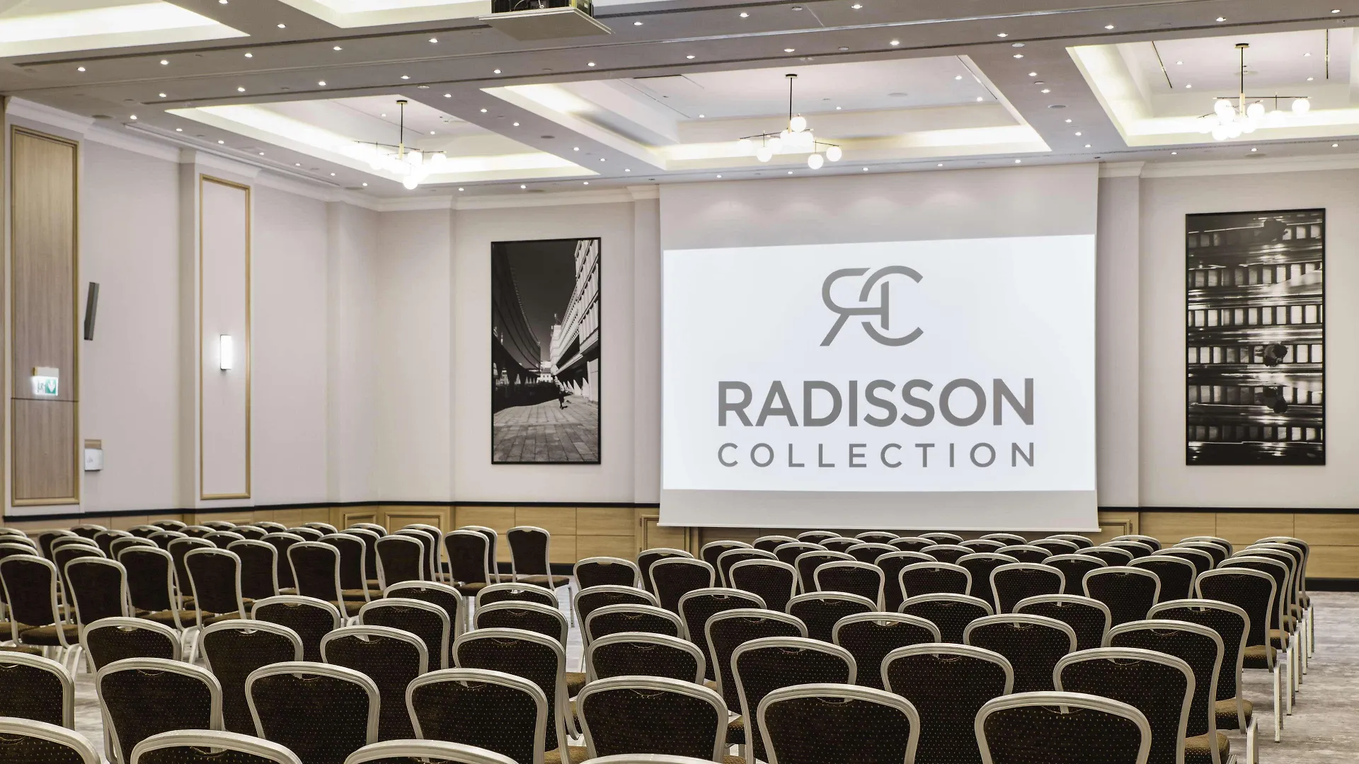 Radisson Collection Hotel, Varsovia 5*,  Polonia