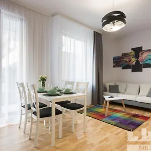 Millennium Awangarda Grey Апартаменты